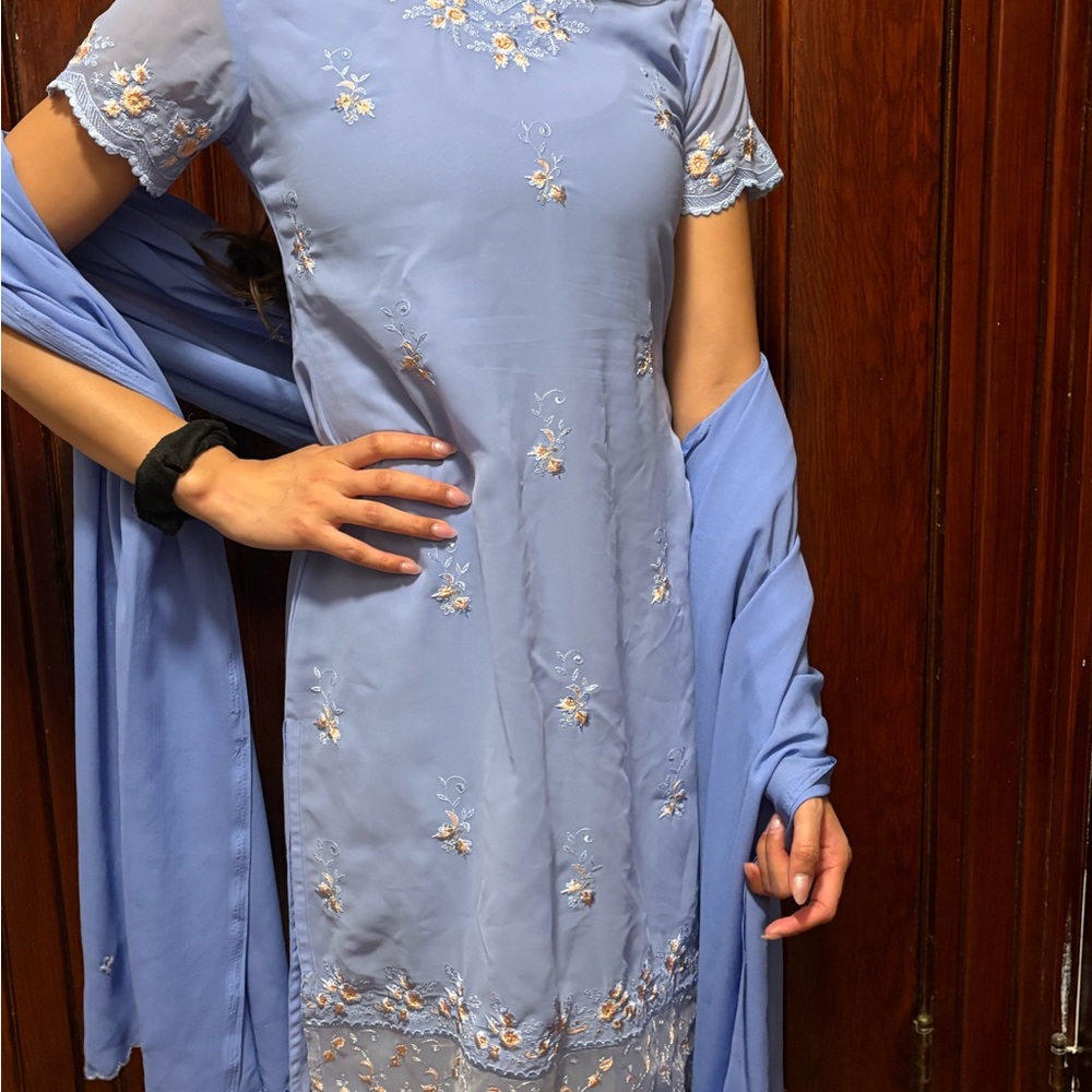 Blue dress embroidery